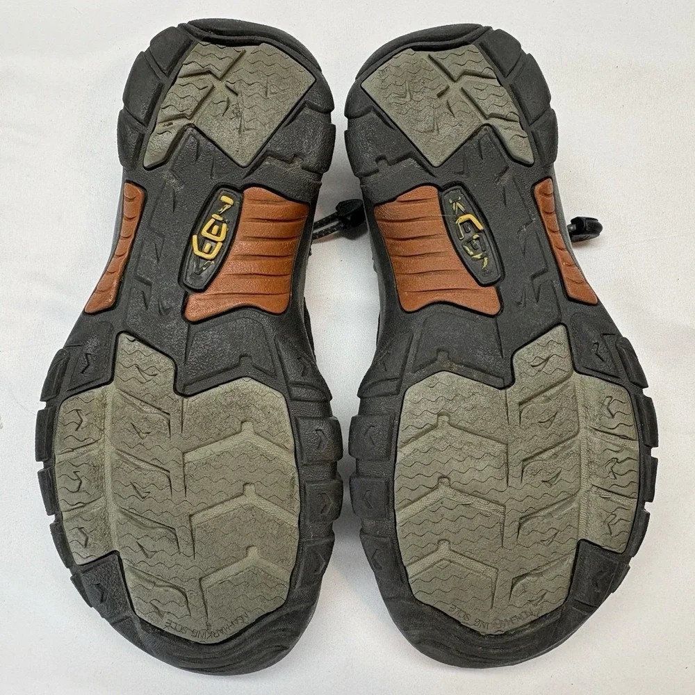 Keen Newport H2 Men's Size 8 Brown Gray Rugged Waterproof Hiking Sandals
